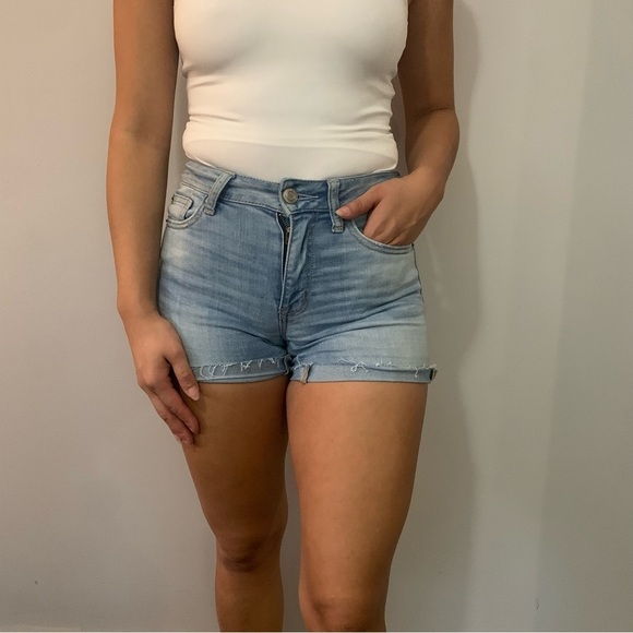 - 👖 American Eagle Outfitters High Waist Denim Shorts -  Woman’s Size 0 👖 - Picture 1 of 11